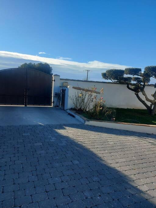 Studio Neuf Avec Acces Piscine Valergues Eksteriør bilde